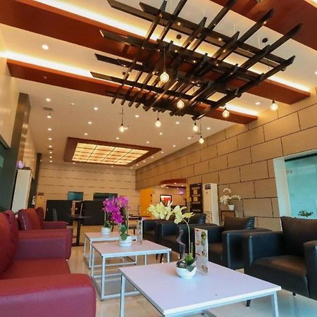 Hotel Sogo Macapagal Paranaque City Экстерьер фото
